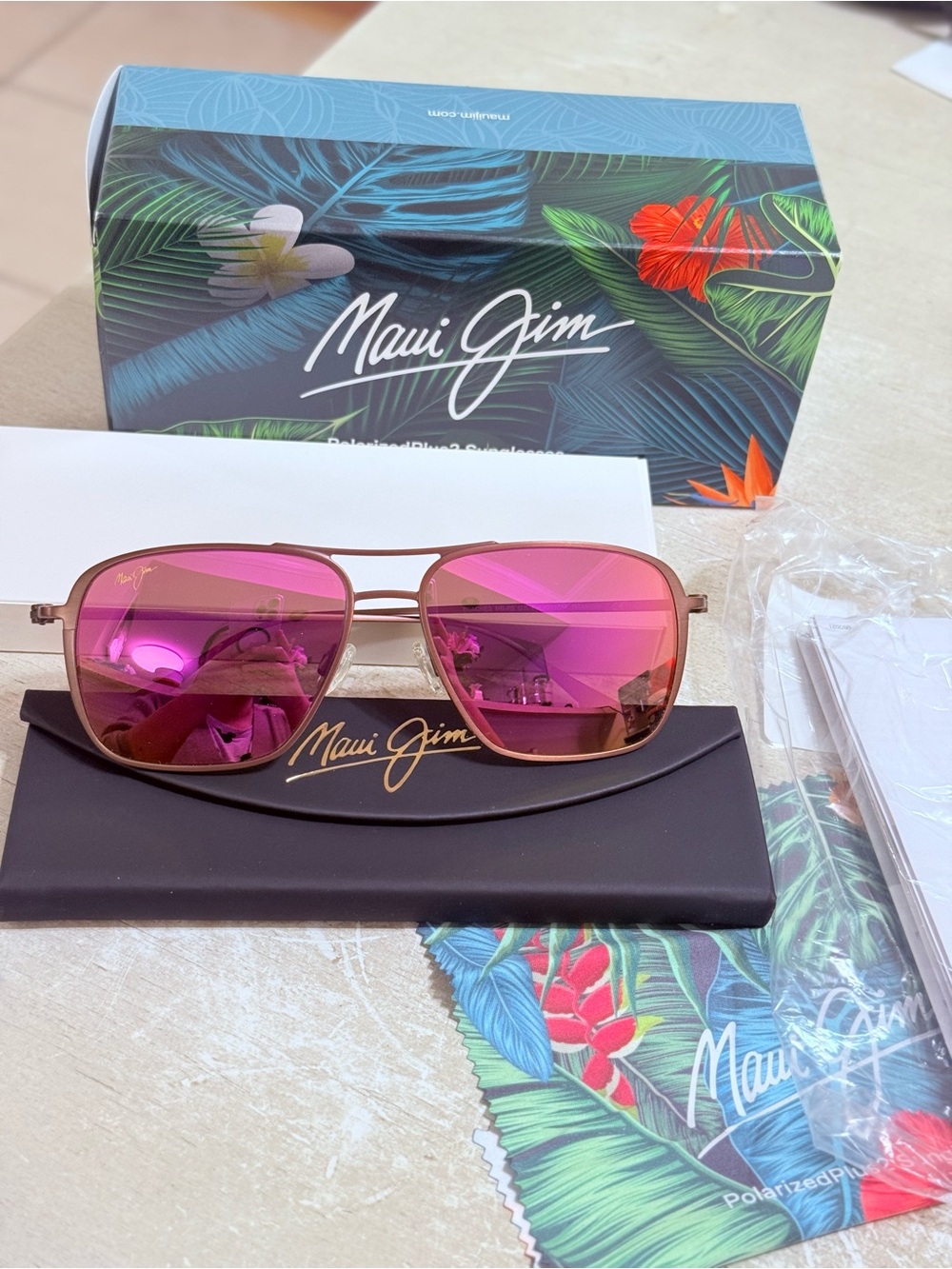 Maui Jim beaches UnisexGold Metal Aviator Sunglasses with Mirror Lenses - Picture 8 of 8